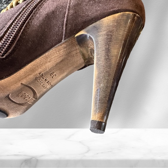 Roberto Cavalli Brown Suede Chain Detail Ankle Boots NWOT 38 - Picture 6 of 9